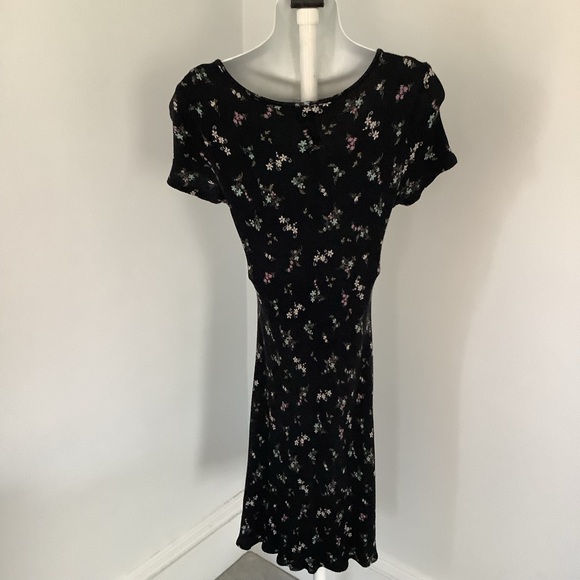 SO Black Ditsy Floral 90’s Stretch Dress Sz. M - Picture 6 of 6